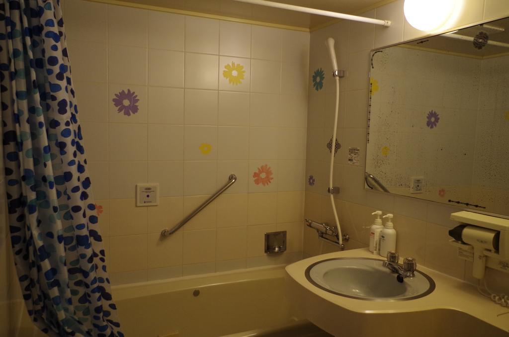 City Hotel Bell Urayasu Bagian luar foto
